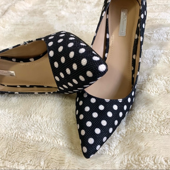 BCBGeneration Treasure Pointed Toe Classic Pumps - Picture 8 of 8